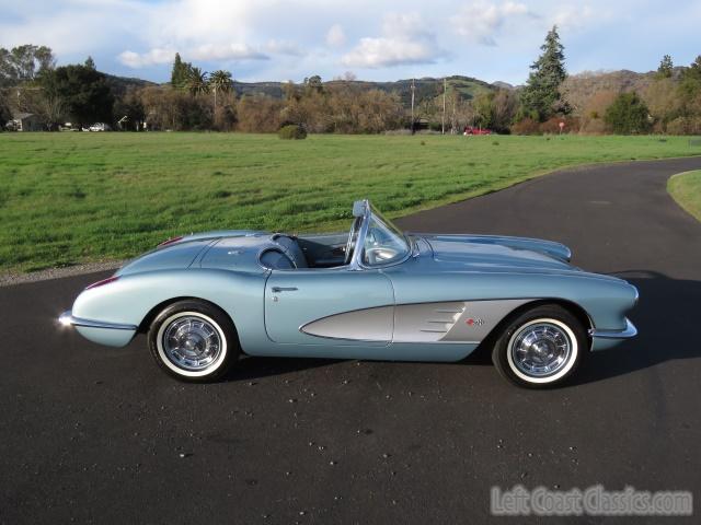 1960-chevrolet-corvette-c1-035.jpg