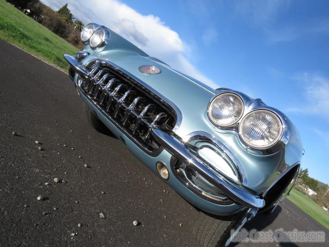 1960-chevrolet-corvette-c1-051.jpg