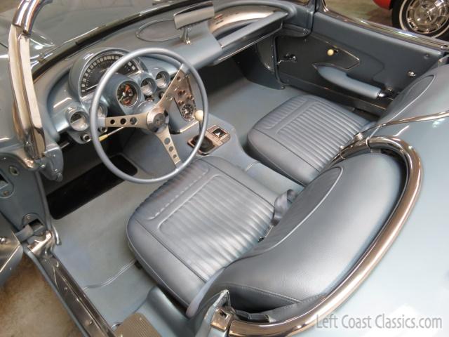 1960-chevrolet-corvette-c1-125.jpg