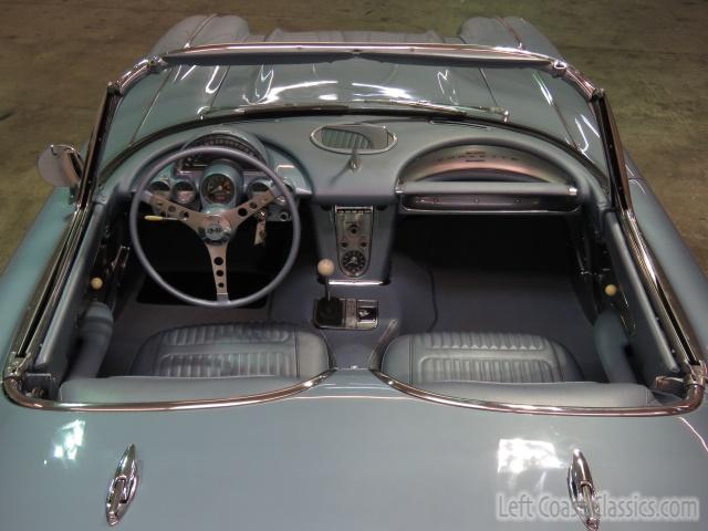 1960-chevrolet-corvette-c1-166.jpg