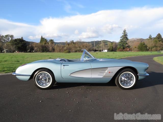 1960-chevrolet-corvette-c1-244.jpg