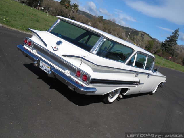 1960-chevrolet-nomad-045.jpg