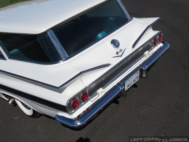 1960-chevrolet-nomad-121.jpg