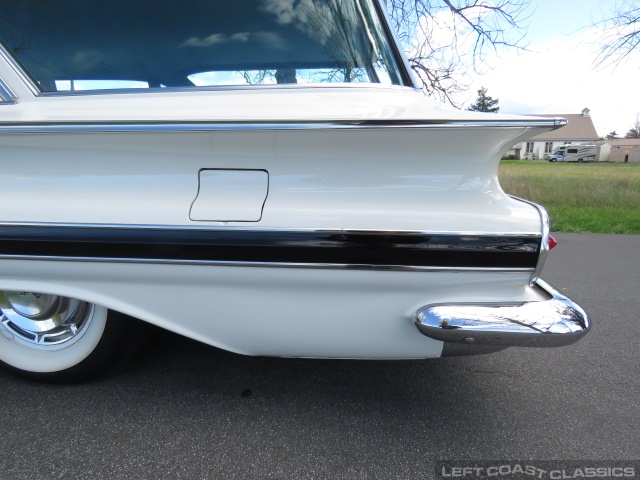 1960-chevrolet-nomad-126.jpg