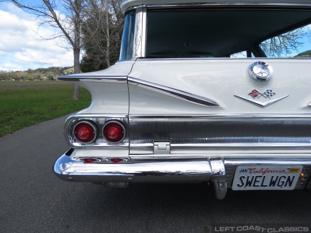 1960-chevrolet-nomad-127.jpg