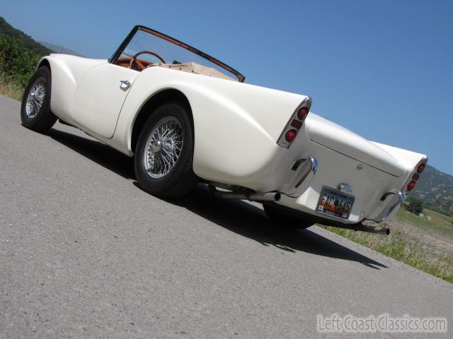 1960-daimler-dart-sp250-025.jpg