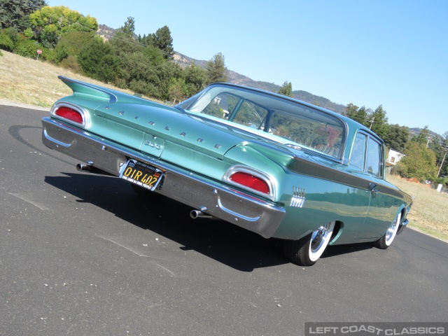 1960-ford-fairlane-500-231.jpg