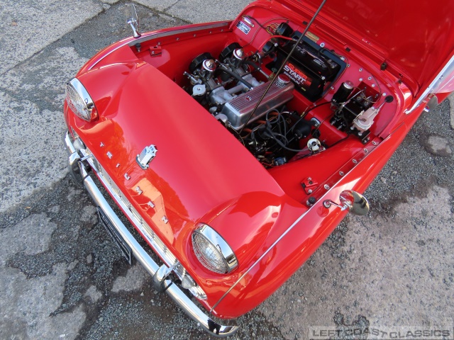 1960-triumph-tr3-194.jpg