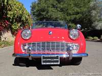 1960-triumph-tr3-003