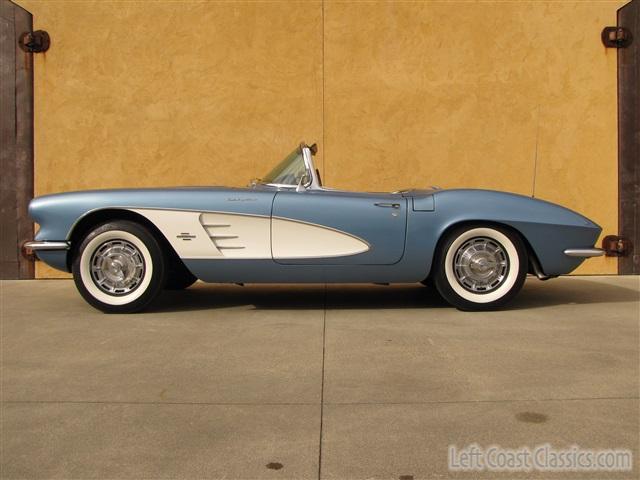 1961-corvette-convertible-013.jpg