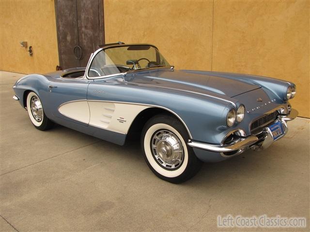 1961-corvette-convertible-029.jpg