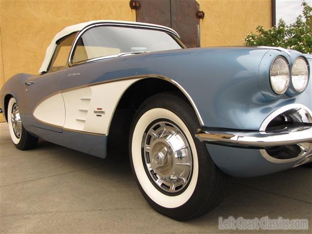 1961-corvette-convertible-048.jpg