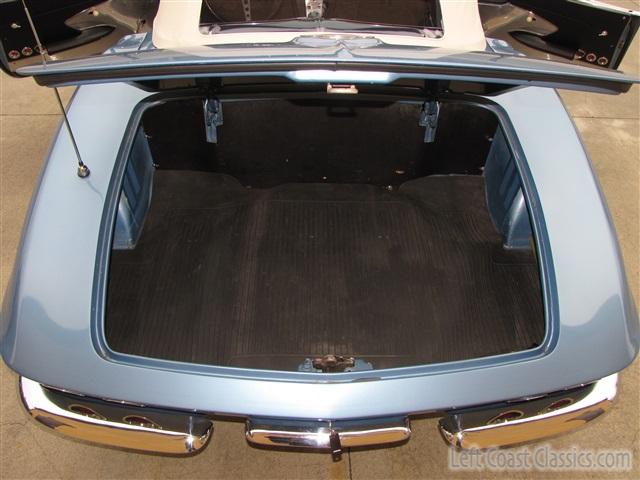 1961-corvette-convertible-125.jpg