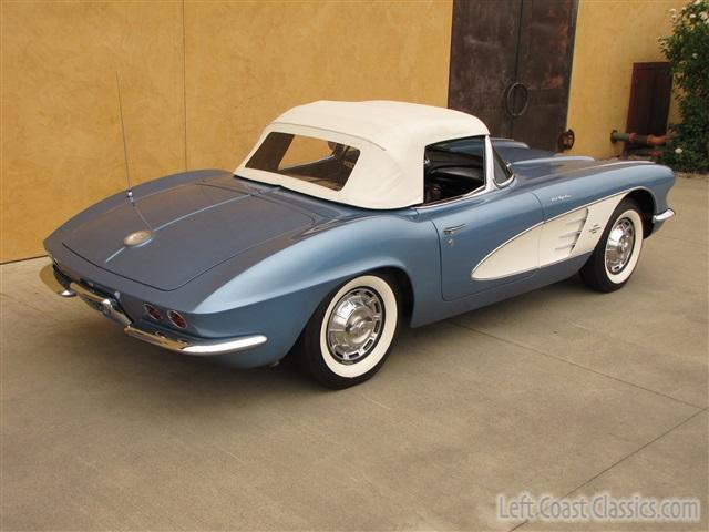 1961-corvette-convertible-171.jpg