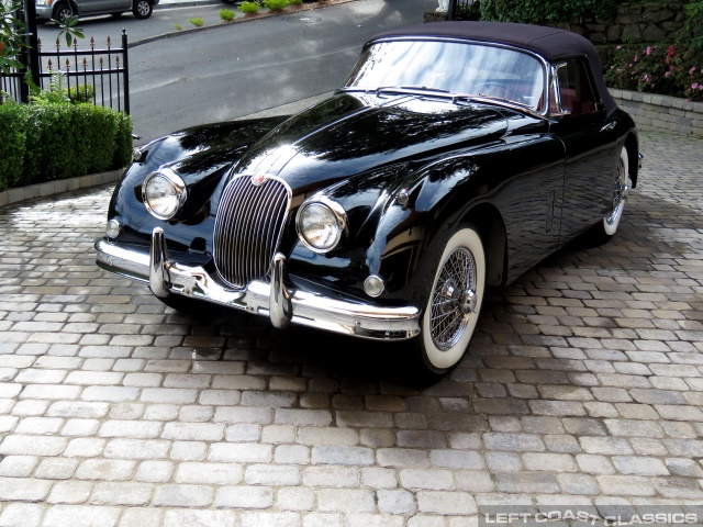 1961-jaguar-xk150-dhc-006.jpg