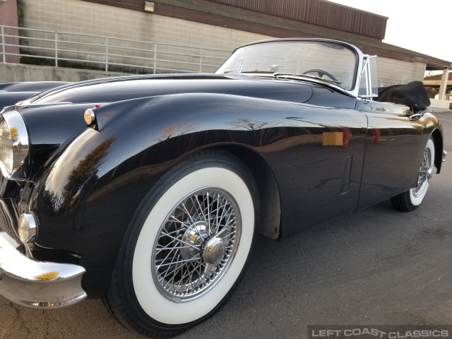 1961-jaguar-xk150-dhc-058.jpg