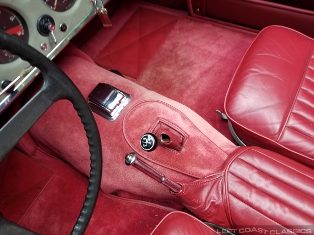 1961-jaguar-xk150-dhc-109.jpg