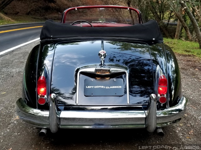 1961-jaguar-xk150-dhc-196.jpg