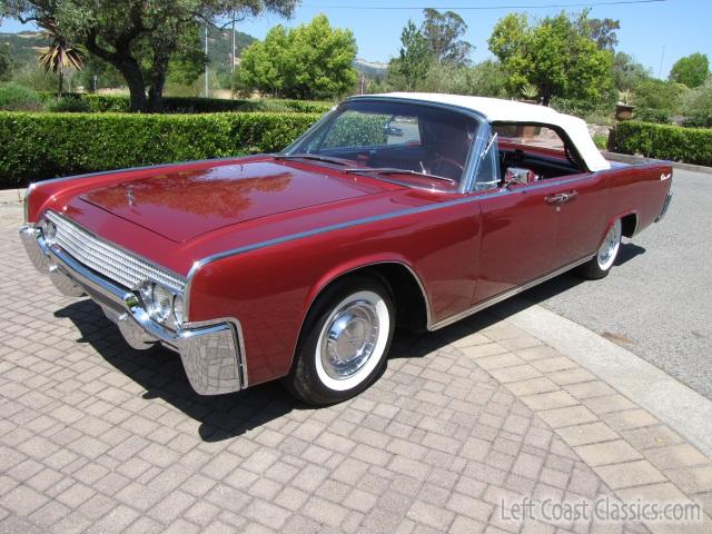 1961-lincoln-continental-convertible-357.jpg