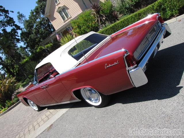 1961-lincoln-continental-convertible-360.jpg