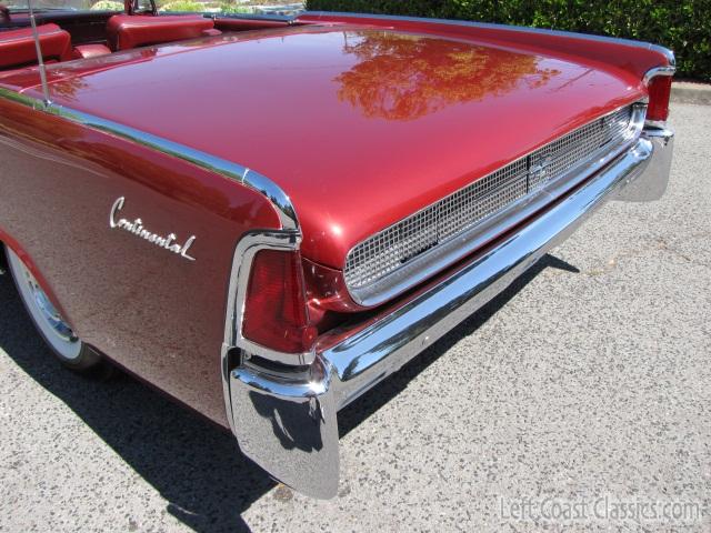 1961-lincoln-continental-convertible-429.jpg