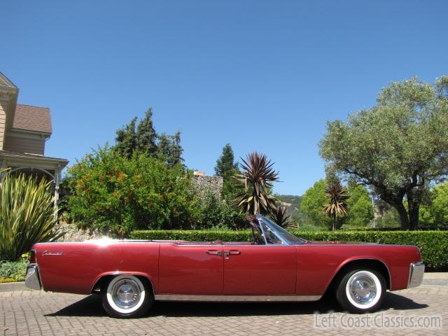 1961-lincoln-continental-convertible-442.jpg