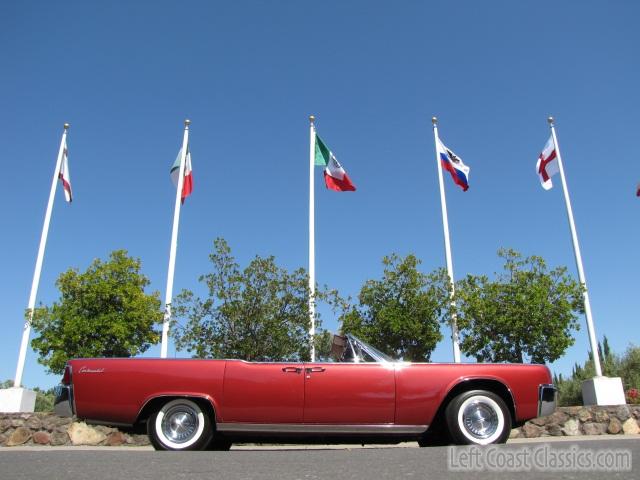 1961-lincoln-continental-convertible-514.jpg