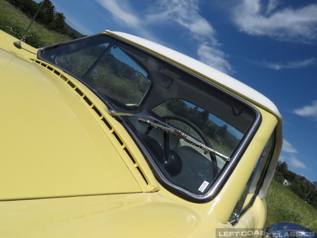 1961-nash-metropolitan-coupe-036.jpg