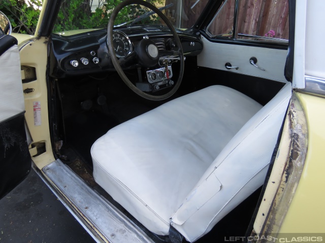 1961-nash-metropolitan-coupe-066.jpg