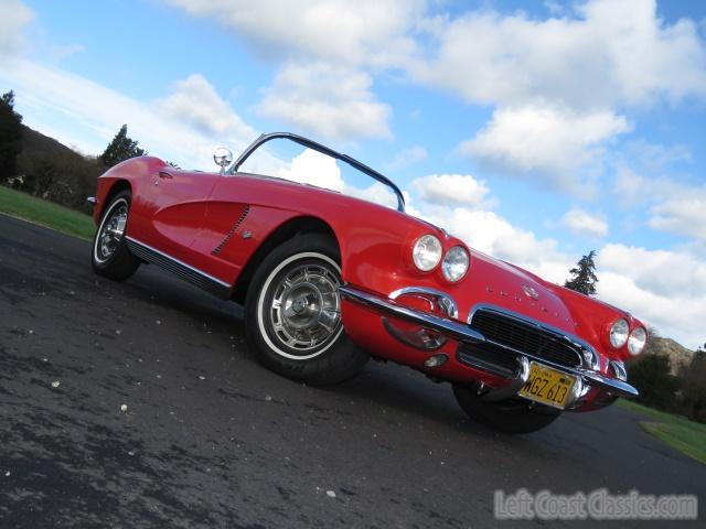 1962-chevrolet-corvette-035.jpg