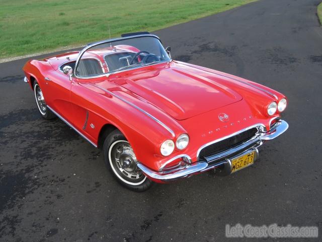 1962-chevrolet-corvette-039.jpg