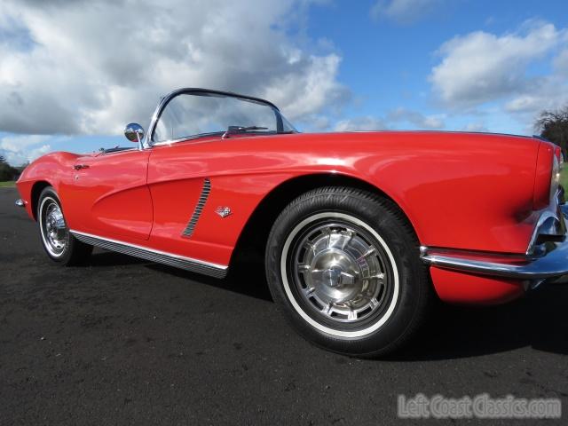 1962-chevrolet-corvette-083.jpg