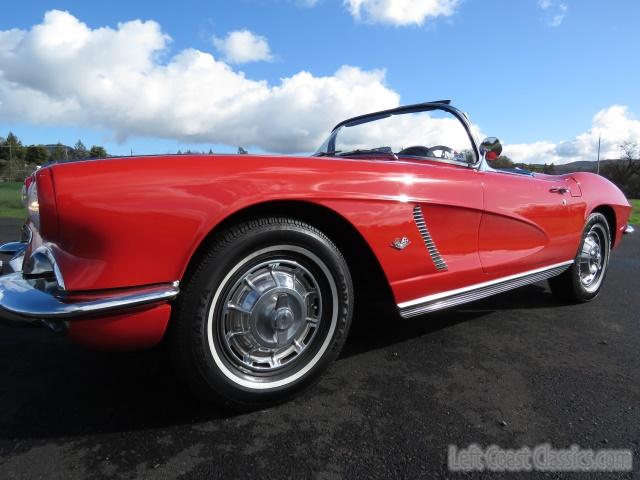 1962-chevrolet-corvette-090.jpg