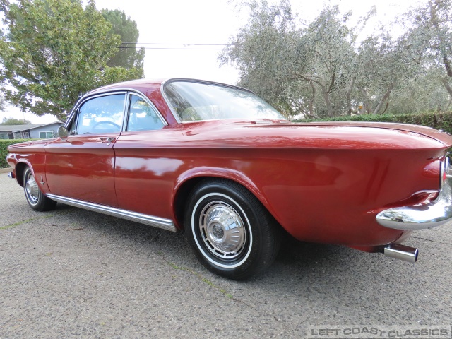 1963-corvair-monza-900-coupe-052.jpg