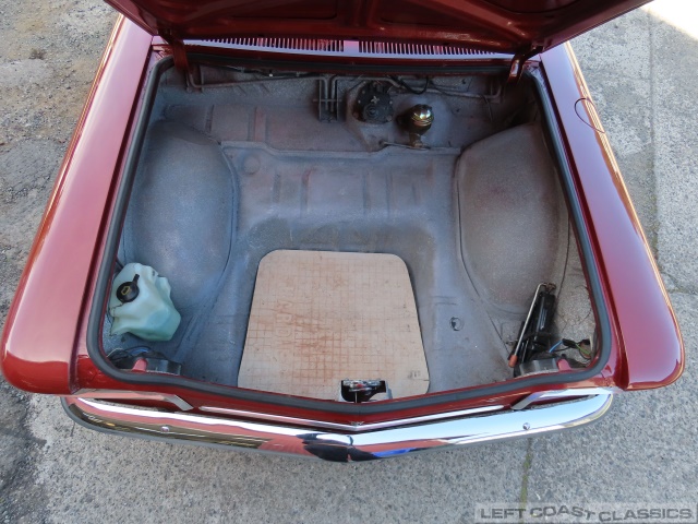 1963-corvair-monza-900-coupe-118.jpg