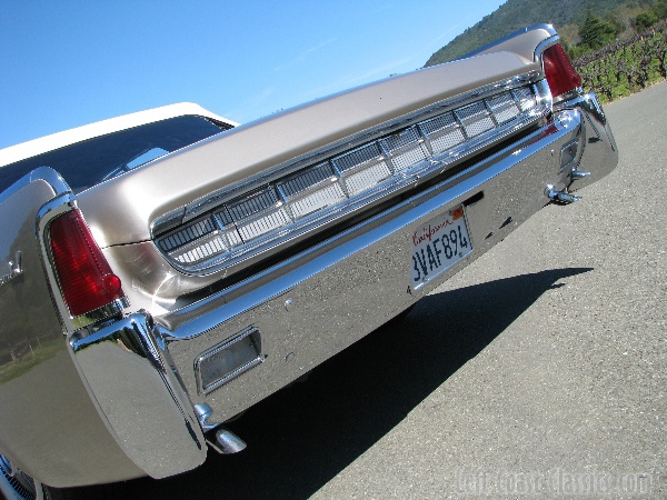 1963-lincoln-continental-convertible-0046.jpg