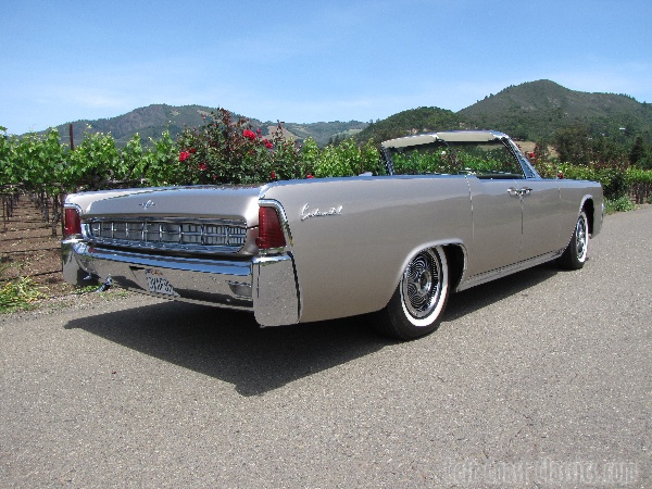 1963-lincoln-continental-convertible-3722.jpg