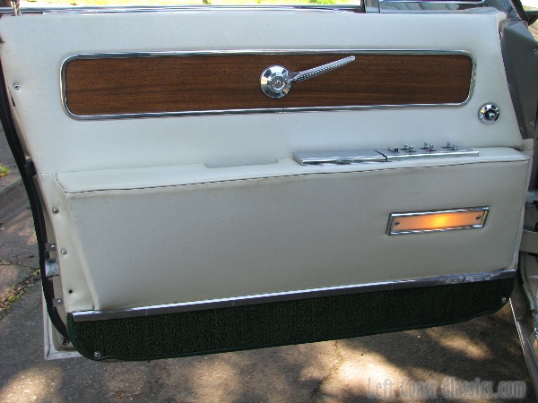 1963-lincoln-continental-convertible-0110.jpg