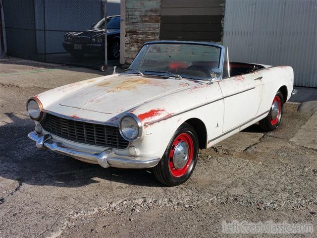 1964-fiat-1500-spider-002.jpg