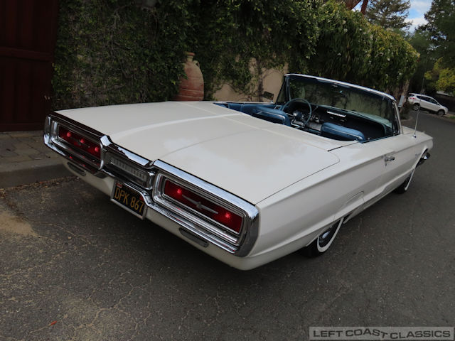 1964-ford-thunderbird-convertible-020.jpg