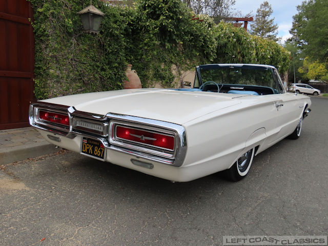 1964-ford-thunderbird-convertible-021.jpg