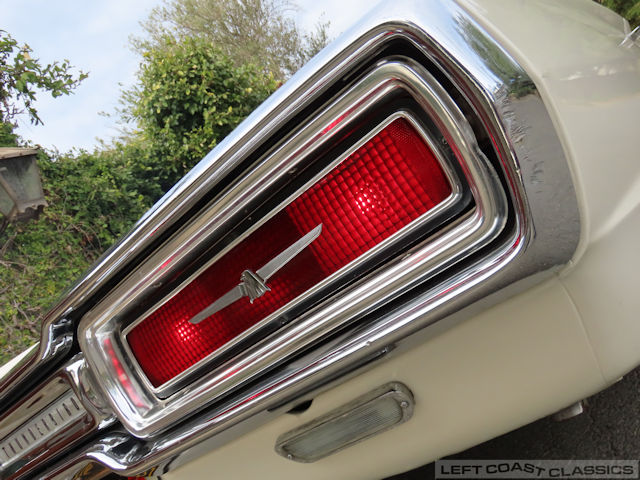 1964-ford-thunderbird-convertible-042.jpg