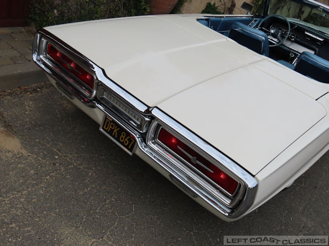 1964-ford-thunderbird-convertible-062.jpg