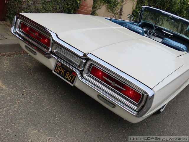 1964-ford-thunderbird-convertible-063.jpg