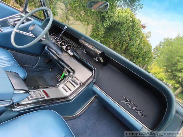 1964-ford-thunderbird-convertible-094.jpg