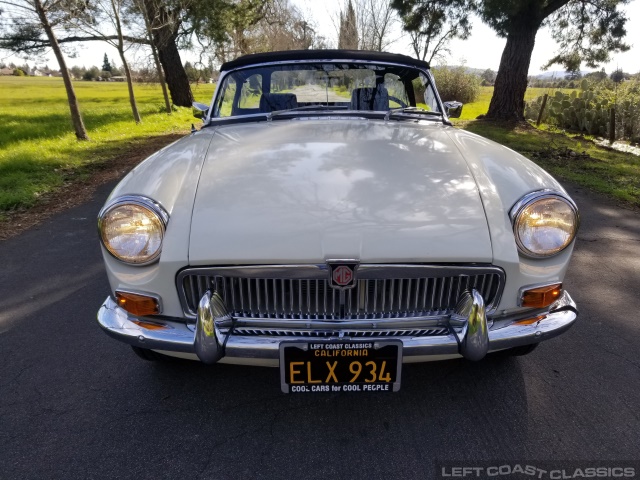 1964-mgb-roadster-003.jpg