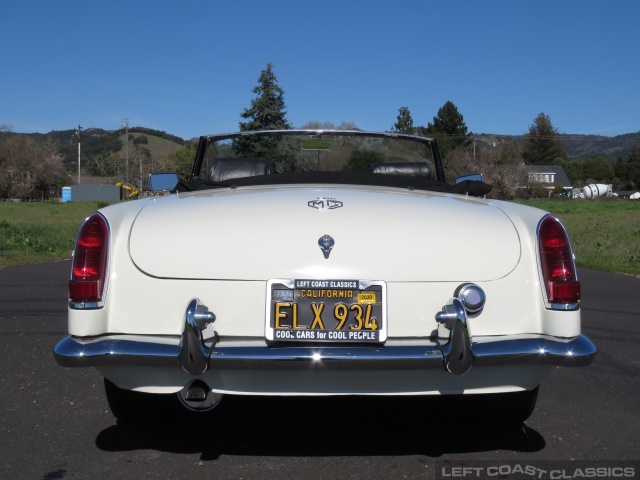 1964-mgb-roadster-019.jpg