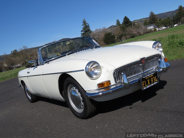 1964-mgb-roadster-037.jpg