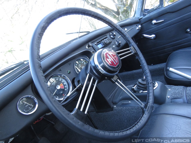 1964-mgb-roadster-099.jpg