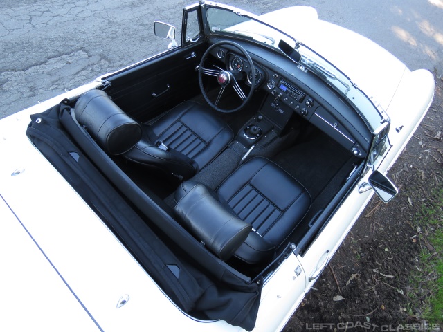 1964-mgb-roadster-116.jpg